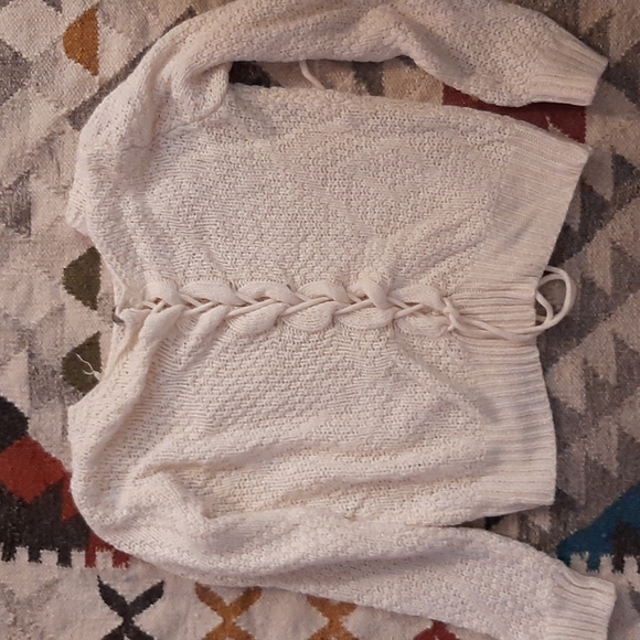 Knitted Sweater - Picture 2 of 3